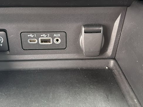 Certified 2024 Nissan Sentra SR image 16