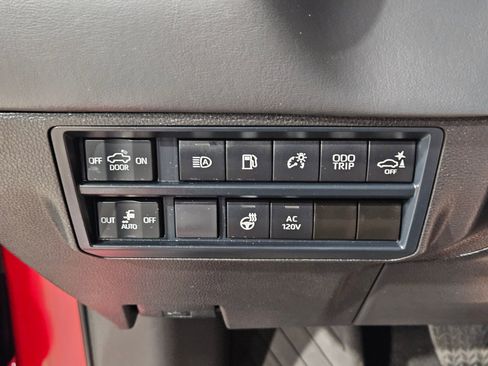 Certified 2025 Toyota Tundra Platinum AWD/4WD image 26