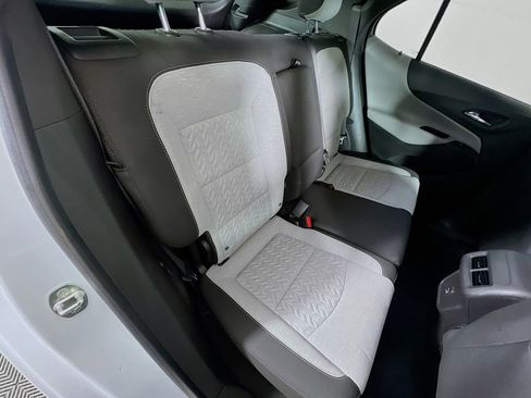 Used 2022 Chevrolet Equinox LS w/ LS Convenience Package image 25