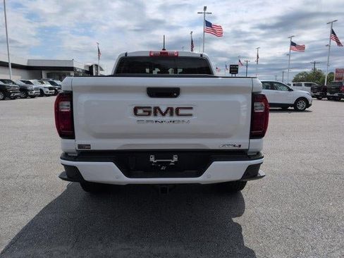New 2026 GMC Canyon AT4 AWD/4WD image 5