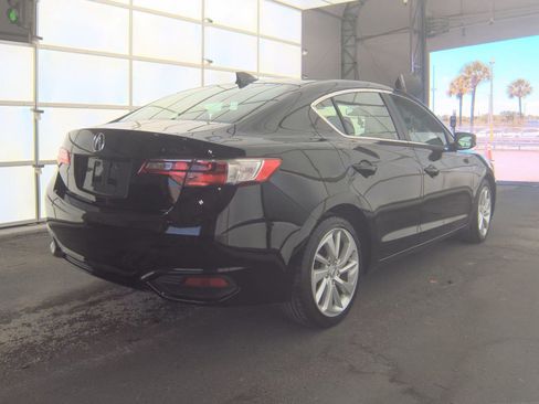Used 2017 Acura ILX FWD image 6