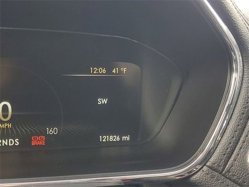 Used 2017 Lincoln Continental Reserve w/ Climate Package image 18