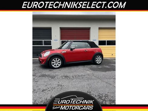 Used 2013 MINI Cooper S image 1