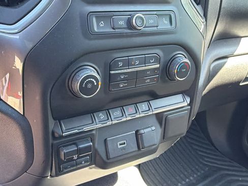 Used 2020 Chevrolet Silverado 1500 Custom Trail Boss w/ Custom Convenience Package AWD/4WD image 14
