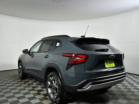 New 2026 Chevrolet Trax LT w/ Driver Confidence Package FWD image 13