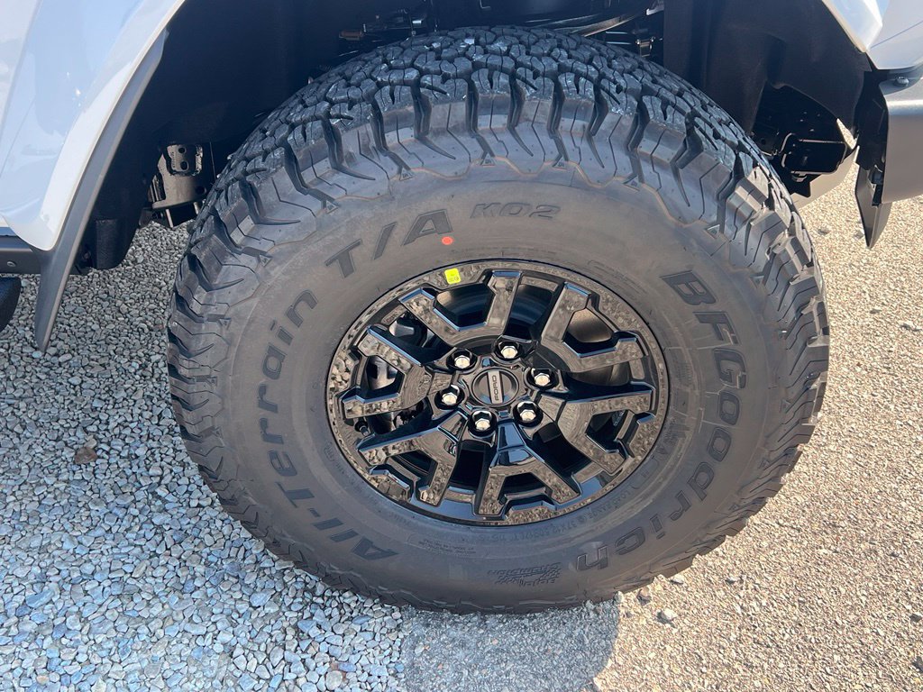 New 2026 Ford Bronco Raptor w/ Interior Carbon Fiber Pack AWD/4WD image 10