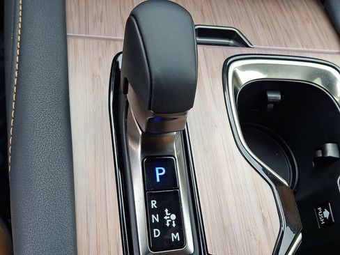 Used 2024 Lexus RX 350 Premium w/ Accessory Package (Z1) AWD/4WD image 16