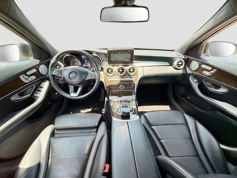 Used 2018 Mercedes-Benz C 300 4MATIC Sedan image 27