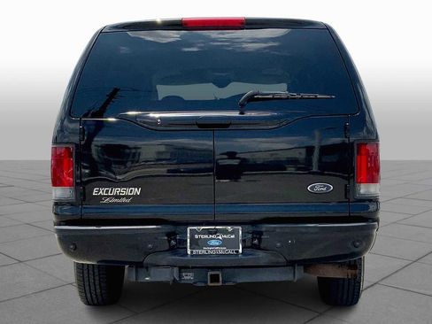 Used 2005 Ford Excursion Limited image 4