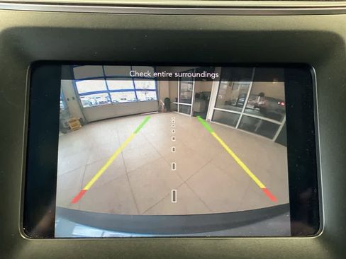 Used 2019 Jeep Cherokee Latitude Plus image 20