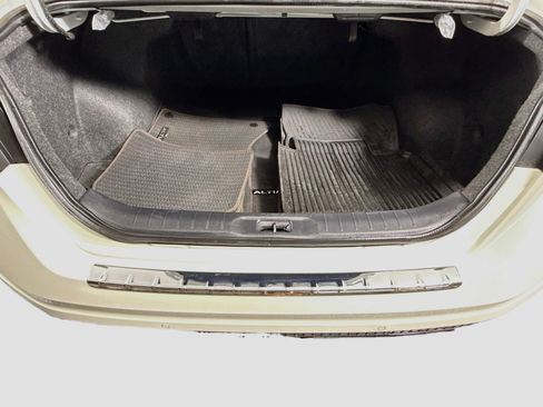 Used 2023 Nissan Altima 2.5 SR FWD image 35