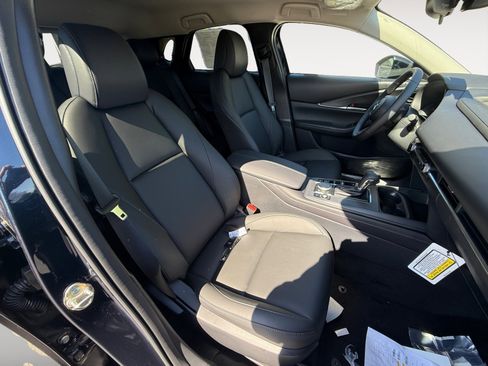 New 2026 MAZDA CX-30 AWD 2.5 S w/ Select Sport Pkg image 19