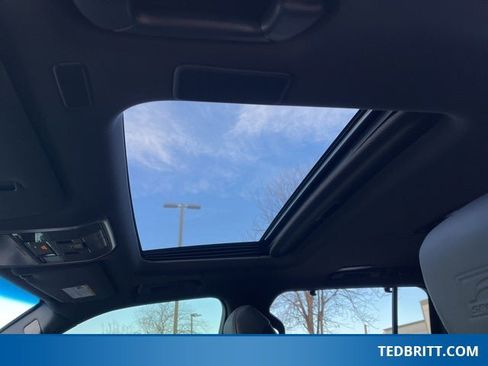 Used 2024 Lexus LX 600 F Sport image 43