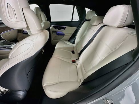 Certified 2026 Mercedes-Benz GLC 300 image 27