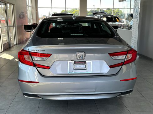 Used 2018 Honda Accord EX-L image 5