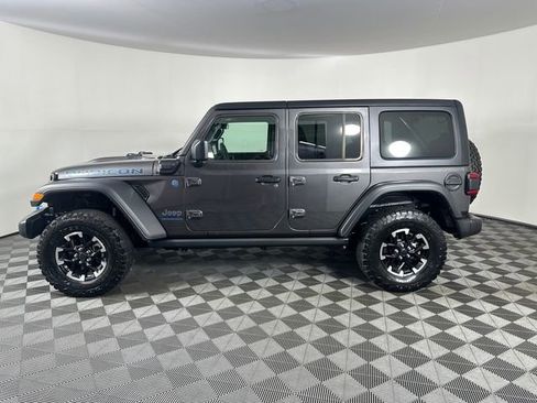 Used 2025 Jeep Wrangler Unlimited Rubicon 4xe w/ Convenience Group image 3