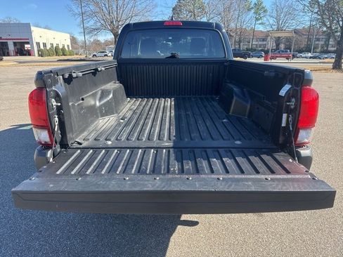 Used 2020 Toyota Tacoma SR w/ Phone Cable & Charge Package image 19