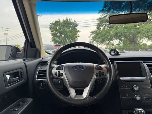 Used 2016 Ford Flex SEL AWD/4WD image 17