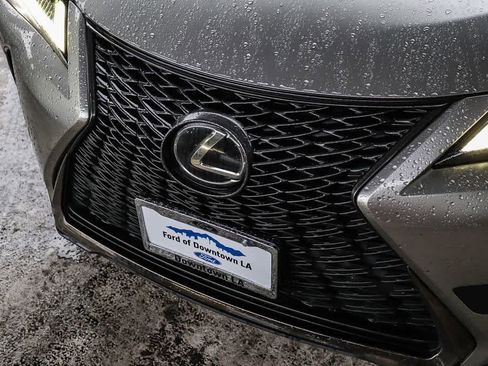 Used 2019 Lexus UX 200 F Sport w/ F Sport Premium Package image 8