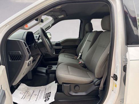 Used 2019 Ford F150 XLT image 9