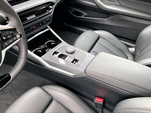 Certified 2026 BMW 430i Coupe w/ Parking Assistance Package image 17