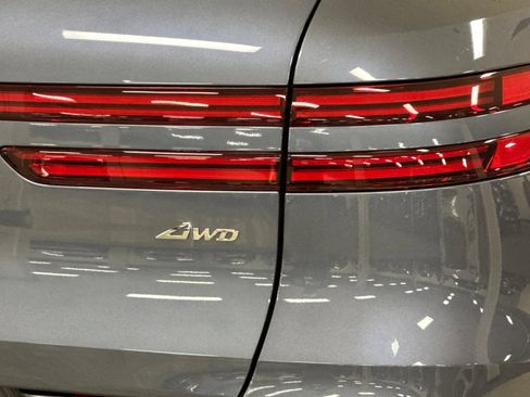 New 2026 Genesis GV70 2.5T Advanced AWD/4WD image 28