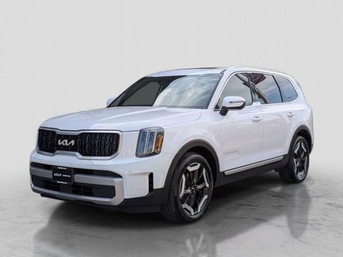 Certified 2023 Kia Telluride EX w/ EX Captain's Chair Package AWD/4WD image 1