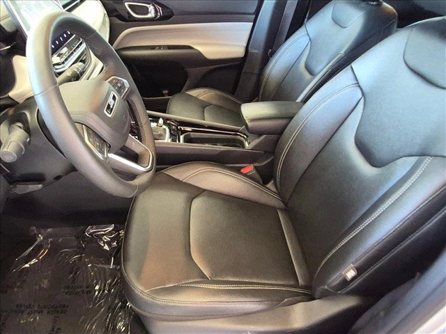 Used 2025 Jeep Compass Limited AWD/4WD image 15