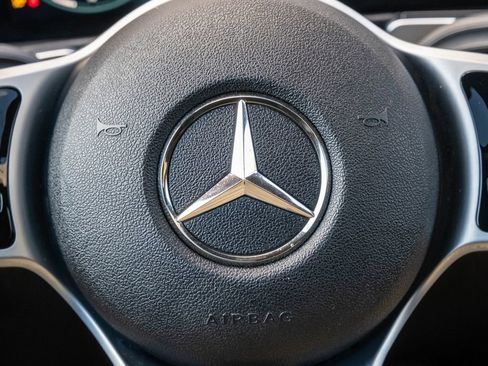 Used 2021 Mercedes-Benz GLB 250 GLB 250 image 22