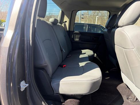 Used 2016 RAM 2500 Tradesman w/ Chrome Appearance Group image 41