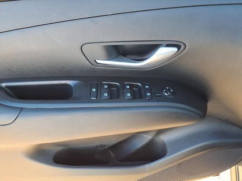 Used 2024 Hyundai Tucson SE image 13