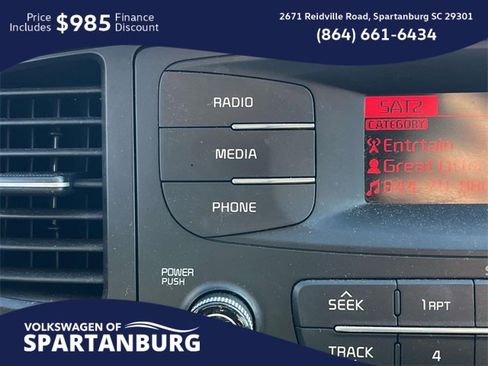 Used 2017 Kia Sorento L image 24