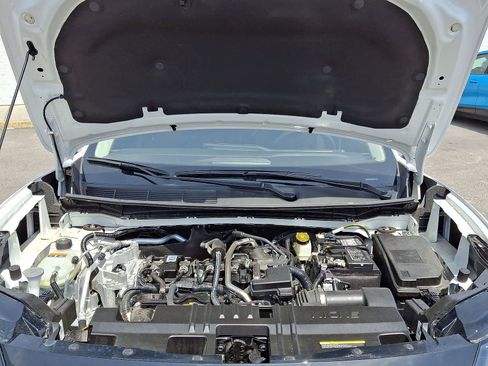 Used 2025 Nissan Kicks S AWD/4WD image 33