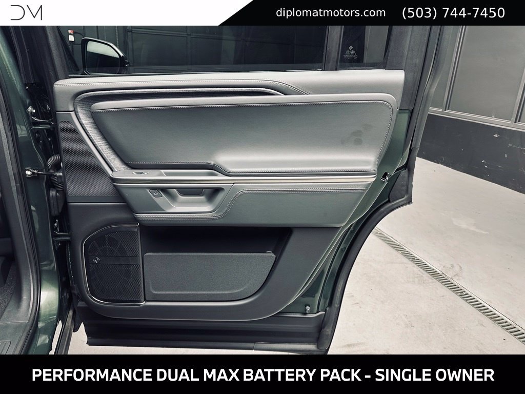 Used 2025 Rivian R1S Adventure Dual AWD/4WD image 35