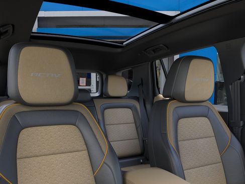 New 2026 Chevrolet Equinox ACTIV AWD/4WD image 24