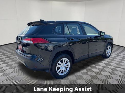 Used 2023 Toyota Corolla Cross L AWD/4WD image 5