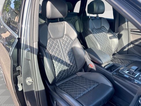 Used 2018 Audi SQ5 Premium Plus AWD/4WD image 28