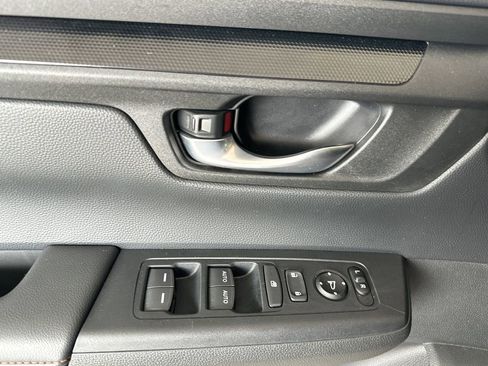 Used 2023 Honda CR-V Sport image 11