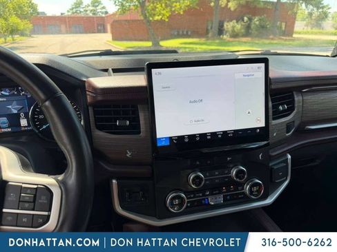 Used 2023 Ford Expedition Max Limited AWD/4WD image 6