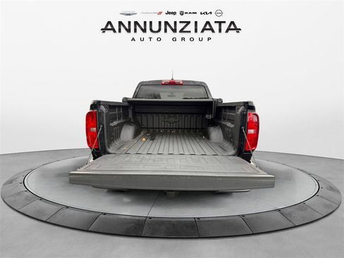 Used 2022 Chevrolet Colorado W/T w/ Custom Special Edition image 18