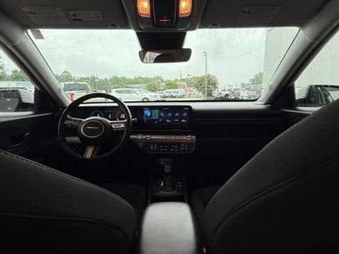 Used 2025 Hyundai Kona SEL FWD image 14