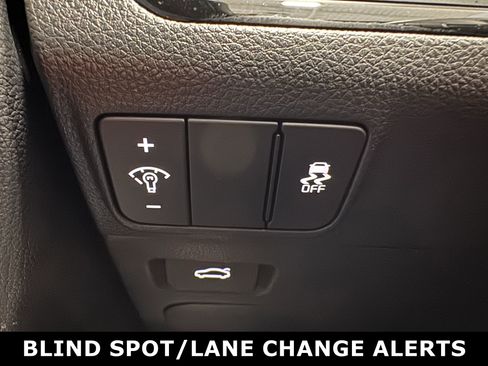 Used 2025 Kia K5 GT-Line w/ GT-Line Premium Package image 12