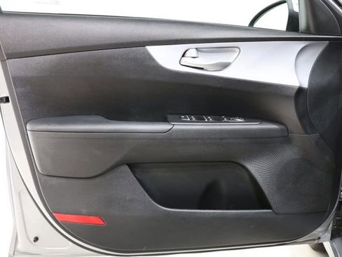 Used 2024 Kia Forte LXS FWD image 18