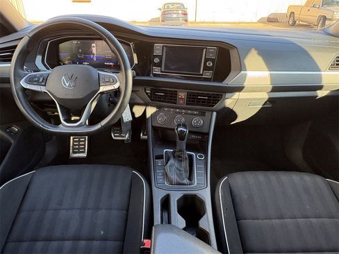 Used 2024 Volkswagen Jetta Sport image 24
