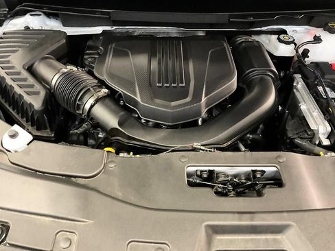 Used 2026 Chevrolet Traverse LT w/ LPO, Floor Liner Package AWD/4WD image 7
