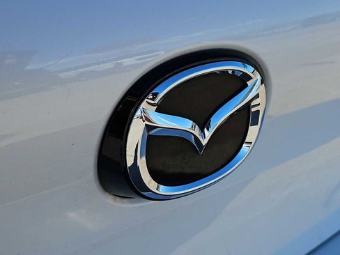 Used 2021 MAZDA MAZDA3 AWD 2.5 Turbo Hatchback image 11