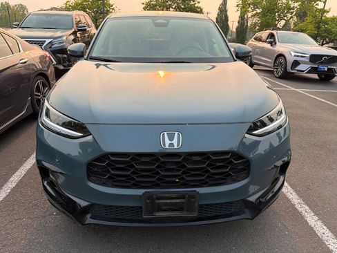 Used 2024 Honda HR-V EX-L image 2