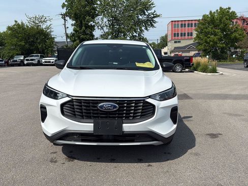 Used 2023 Ford Escape Active AWD/4WD image 8