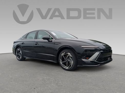 New 2024 Hyundai Sonata SEL w/ Convenience Package image 1