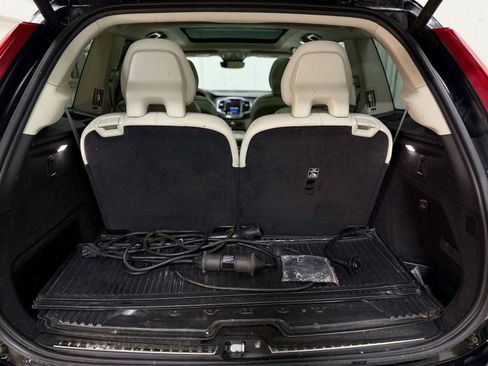 Used 2023 Volvo XC90 T8 Ultimate w/ Protection Package Premier AWD/4WD image 37